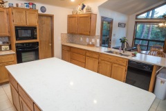 Kitchen-angle-toward-breakfast-room